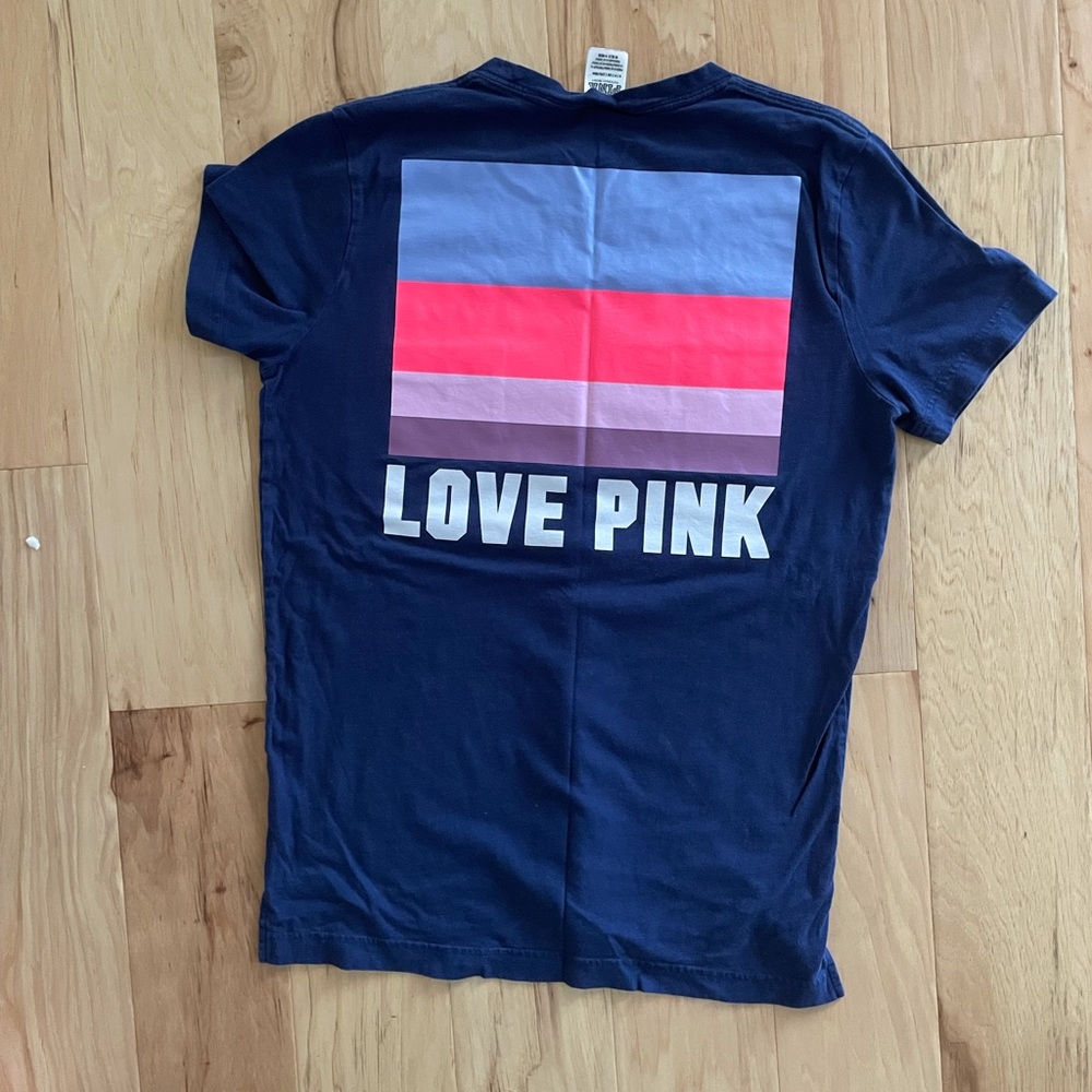 Victoria’s Secret PINK Graphic Tee